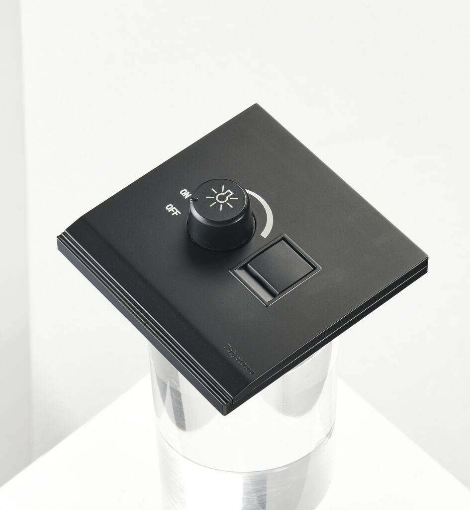 Light dimmer with 1 gang switch